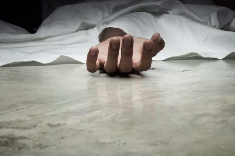 পড়াশোনার জন্য ঘরে তালাবদ্ধ ছিল মেয়ে, বিধ্বংসী আগুনে শেষ হলো সব! পড়াশোনার জন্য ঘরে তালাবদ্ধ ছিল মেয়ে, বিধ্বংসী আগুনে শেষ হলো সব!