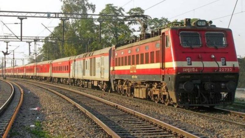 लॉकडाउन में फँसे सैनिकों के लिए विशेष ट्रेनें चलाएगा भारतीय रेल