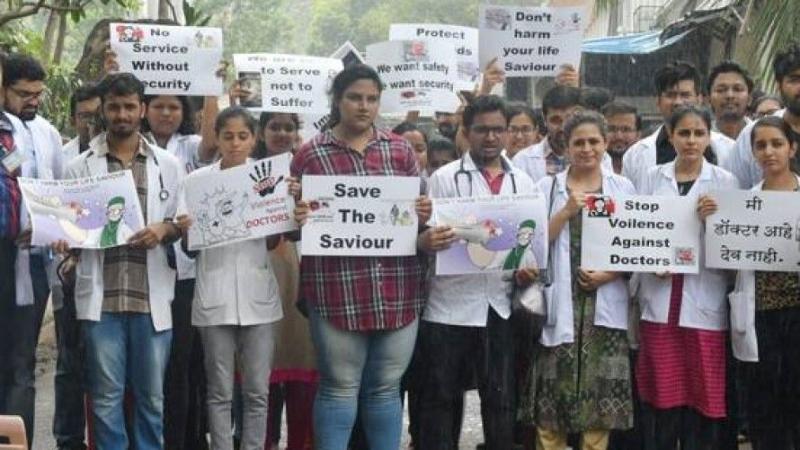 पश्चिम बंगाल में डॉक्टरों की हड़ताल ख़त्म