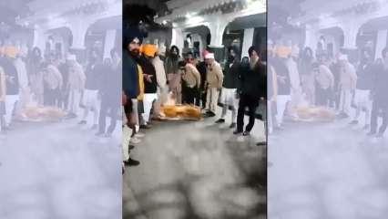 स्वर्ण मंदिर में 'बेअदबी' के प्रयास पर आरोपी को भीड़ ने पीटकर मार डाला