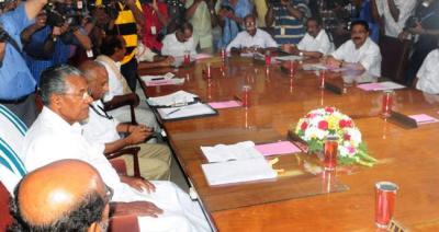 സോ​ളാ​ർ റി​പ്പോ​ർ​ട്ട്: സ​ർ​ക്കാ​ർ  എ​ജി​യു​ടെ നിയ​മോ​പ​ദേ​ശം തേ​ടി