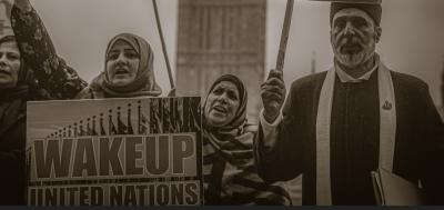 Protesters in the UK agitate against human rights violations in Kashmir. Photo: Flickr/Alisdare Hickson (CC BY-SA 2.0 DEED)