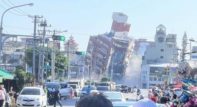 A building shaken off its foundation, purportedly after the earthquake in Taiwan. Photo: X/@ultimate__d
